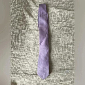 NWOT Bonobos Premium silk Necktie purple print